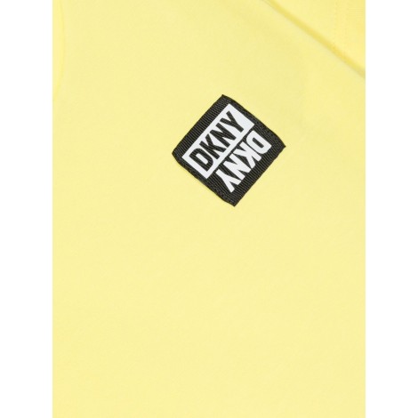 dkny small logo t-shirt