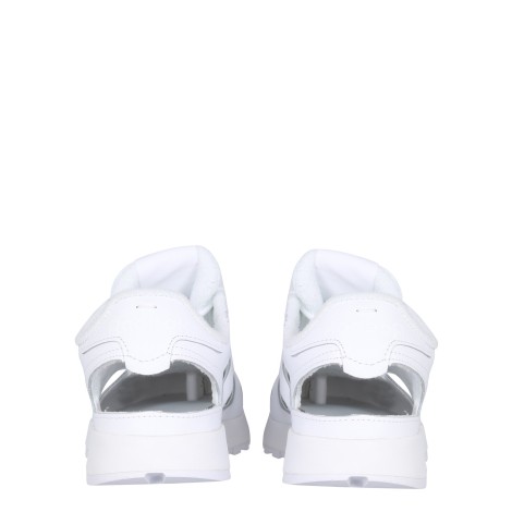 maison margiela x reebok leather sneaker