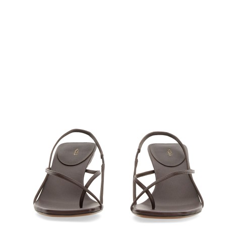 neous shamali sandal