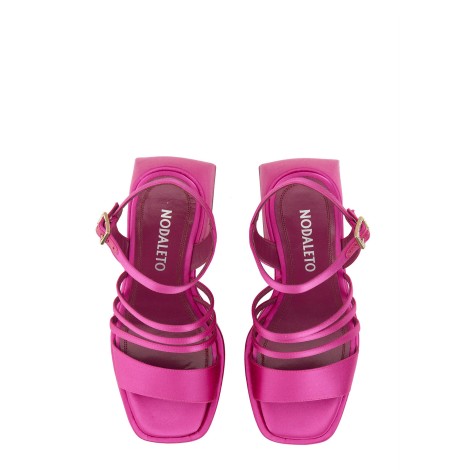 nodaleto bulla chibi sandal