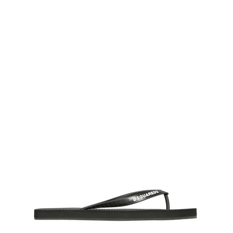 dsquared flip flops with logo