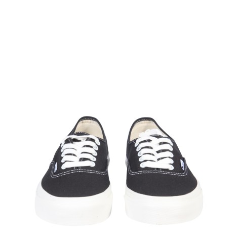 vans authentic 44 sneakers