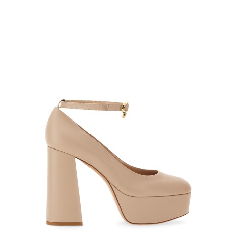 gianvito rossi pump 