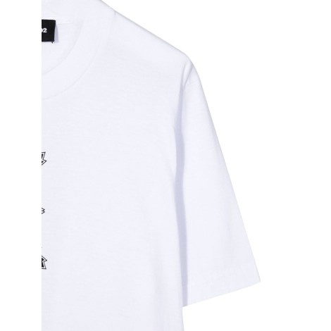 dsquared t-shirt logo on the back and front leaves