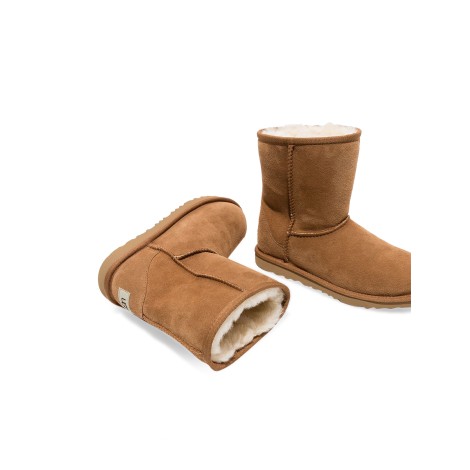 ugg classic