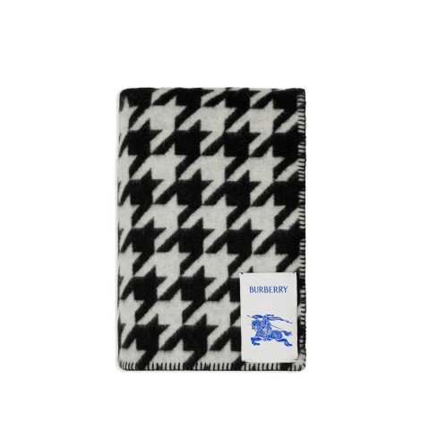 Burberry `Houndstooth` Blanket