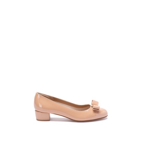 Ferragamo `Vara` Pumps