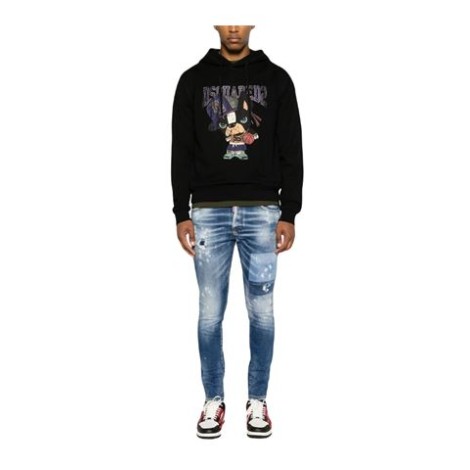 Jeans skinny con effetto vissuto in denim di cotone elasticizzato con effetto schiarito ,rifinitura con effetto vissuto, dettaglio effetto vernicemini targhetta con logo, applicazione posteriore con logo, cuciture a contrasto. 