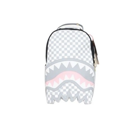 Zaino di Sprayground, colore bianco. Tasca frontale con cerniera. Tasche laterali con strappo. Tasca nascosta con cerniera. Imbottitura ergonomica in rete. Cinghie regolabili. Cerniere logate. Badge Sprayground authentic in metallo. Manicotto posteriore s