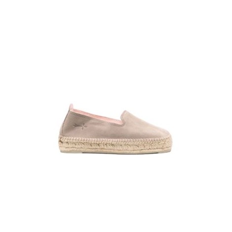 Espadrillas HAMPTONS, di Manebì, da donna, colore taupe. Modello realizzato in pelle di vitello. Caratterizzato da soletta con logo e suola in gomma. 