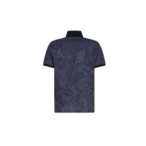 Polo realizzata in piquet di cotone e decorata con stampa Paisley all over. Il modello è impreziosito da Pegaso e logo ETRO ricamati ton-sur-ton sul petto.  