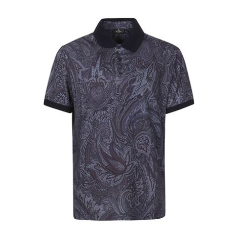 Polo realizzata in piquet di cotone e decorata con stampa Paisley all over. Il modello è impreziosito da Pegaso e logo ETRO ricamati ton-sur-ton sul petto.  