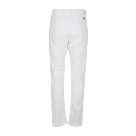 Pantalone di Jacob Cohen, da uomo, colore bianco. Modello slim fit con tasche america. Passanti per cintura alla vita e chiusura con zip e bottone. 