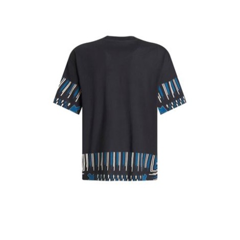 T-shirt di Etro, da uomo, colore blu. Modello realizzato in jersey di cotone. Caratterizzato da una stampa geometrica con micro disegni Paisley. Scollo rorondo e maniche corte. Vestibilità regolare. 