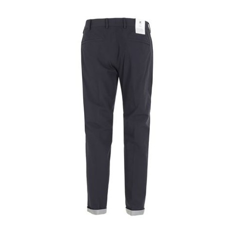 Pantalone di PT TORINO, da uomo, colore blu. Modello dal design sartoriale, passanti, chiusura frontale nascosta, taglio straight, due tasche con inserti e due tasche posteriori a filetto. 