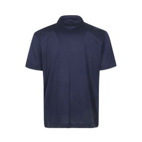 Polo in jersey di cotone colore blu a maglia fine, maniche corte, spacchetti laterali, etichetta interna con logo, orlo dritto.  