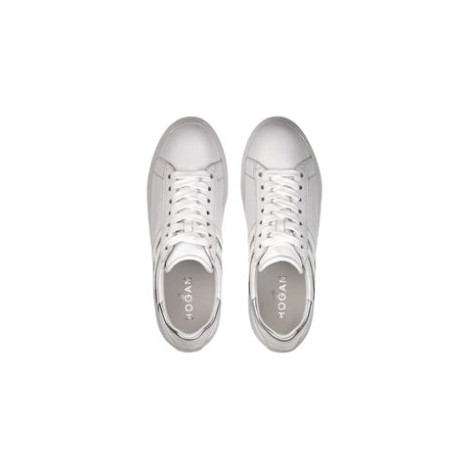 Sneakers H365 Hogan donna, tomaia in pelle e inserti in pelle metallizzata e dettagli in pelle scamosciata, fussbett interno removibile rialzo 13 mm. Suola in gomma,  altezza totale 3,5 cmCustodia in tessuto inclusa e include un paio di lacci aggiunt