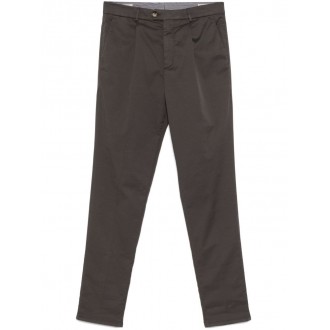 Brunello Cucinelli Garment-Dyed Leisure Fit Pants