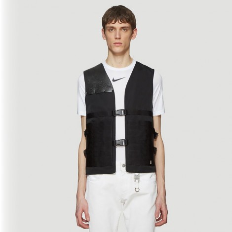 Trooper Brace Vest in Black