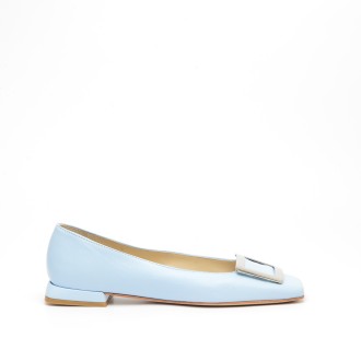 Ballerina in pelle azzurra