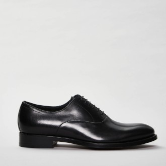 Stringata oxford in pelle nera