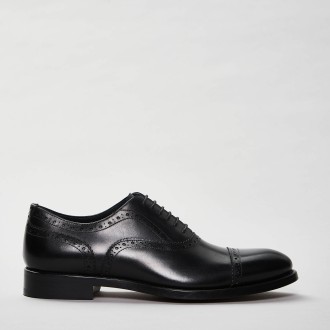 Stringata half brogue in pelle nera