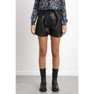 Shorts in coated fabric