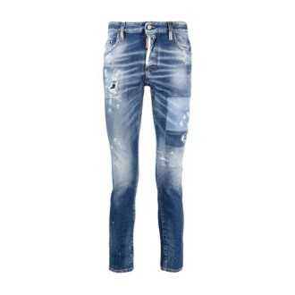 Jeans skinny con effetto vissuto in denim di cotone elasticizzato con effetto schiarito ,rifinitura con effetto vissuto, dettaglio effetto vernicemini targhetta con logo, applicazione posteriore con logo, cuciture a contrasto. 