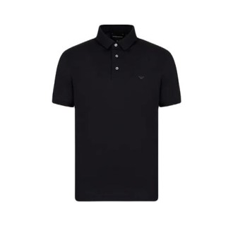 Polo in jersey misto lyocell Armani Sustainability Values a bassissimo impatto ecologico che ha sull'ambiente. Chiusura parziale con bottoni , maniche corte e ricamo aquila a tono. 