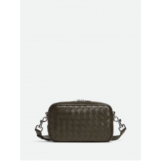 Bottega Veneta `Medium Intrecciato Camera Bag`