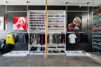 ASICS stores in San Diego | SHOPenauer