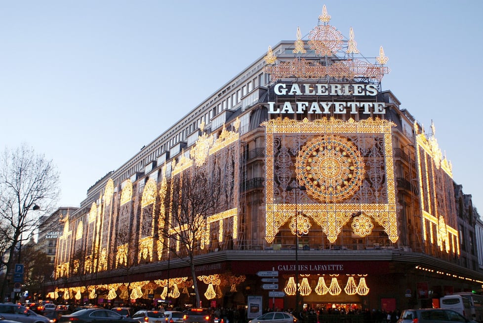 Paris: Les Galeries Lafayette - Gallery and Studio